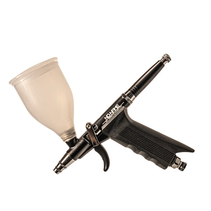 NO-NAME Airbrush Set with Pistol Trigger, Round and Fan Pattern Caps for perfect finishes, available at Spraygunner